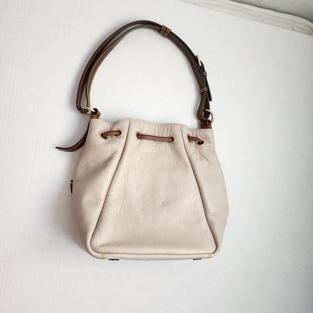 DOONEY & BOURKE leather bucket bag - Picture 4 of 5